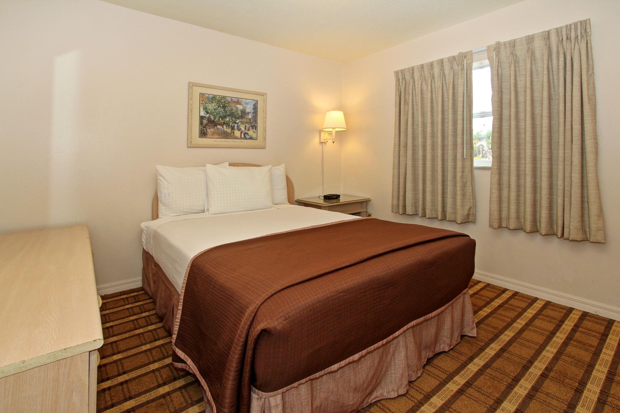 במוטל Super 8 By Wyndham קיסימי מראה חיצוני תמונה